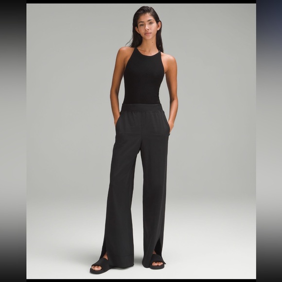NWT Lululemon Stretch Woven Wide-Leg High-Rise Pant BLACK - Picture 2 of 8